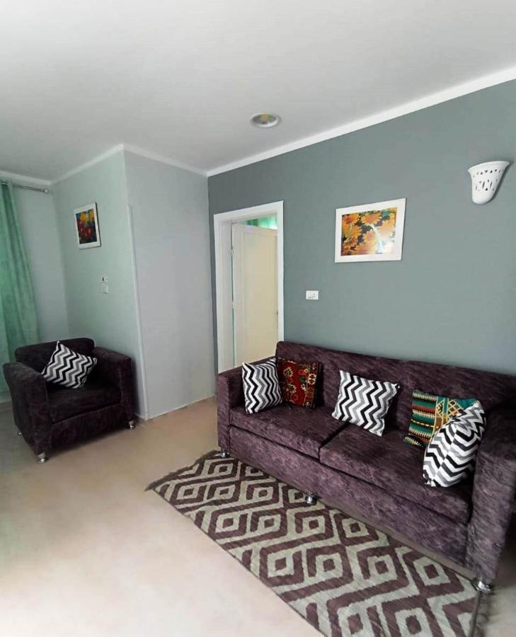 Nefertarie Guest House Луксор Екстер'єр фото