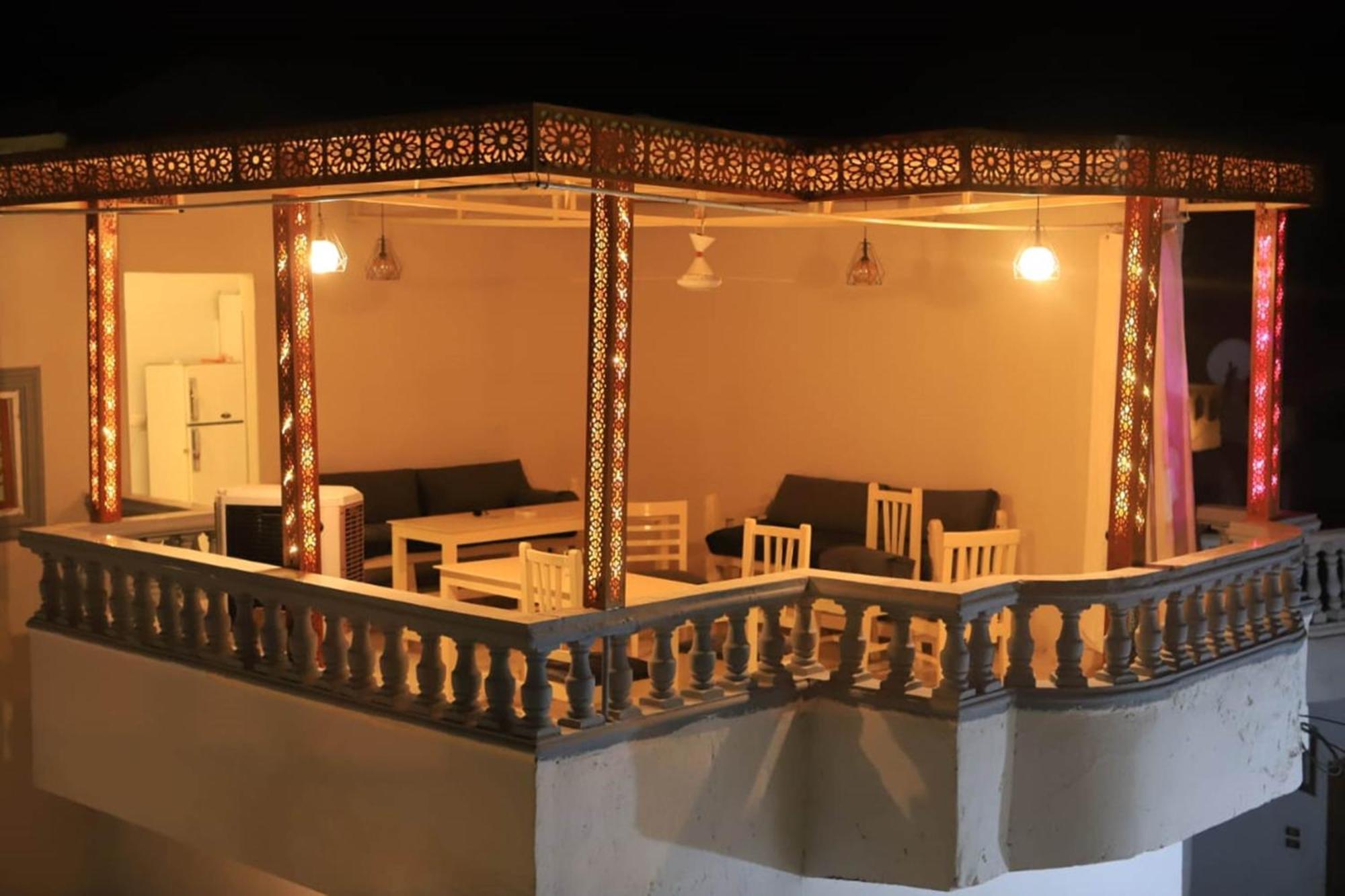Nefertarie Guest House Луксор Екстер'єр фото
