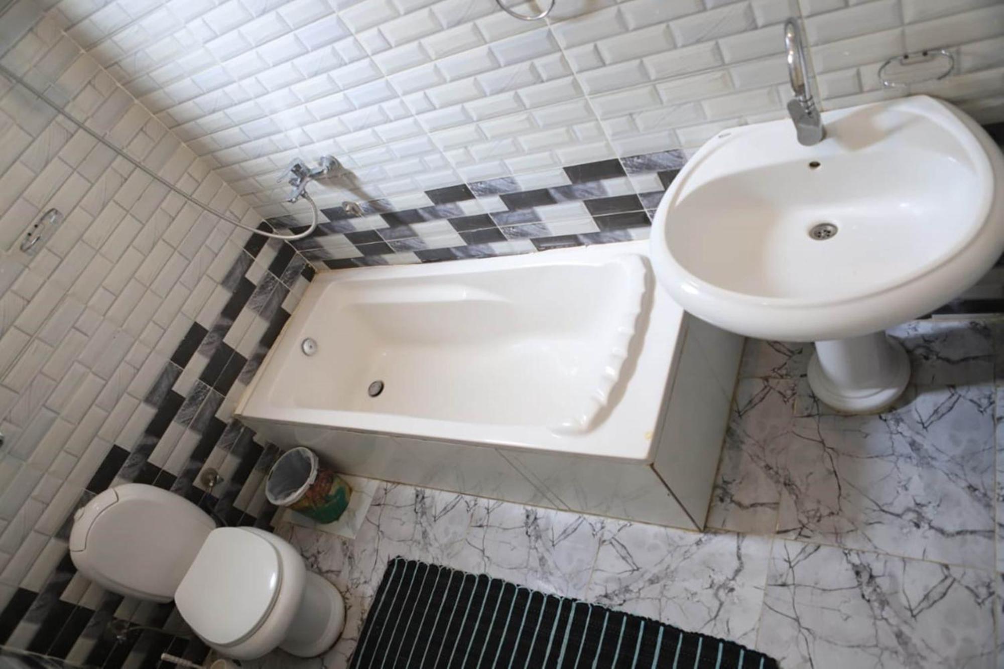 Nefertarie Guest House Луксор Екстер'єр фото